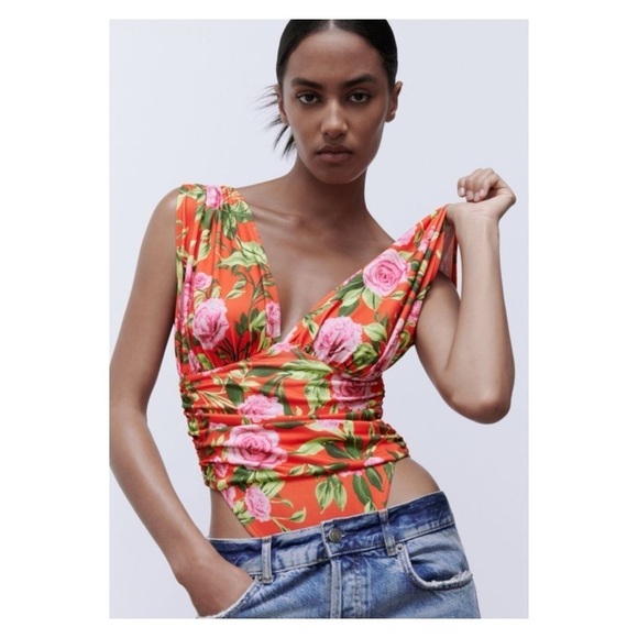 ZARA Orange Floral V Neck Draped Bodysuit Small Blogger Favorite NEW - Picture 5 of 7